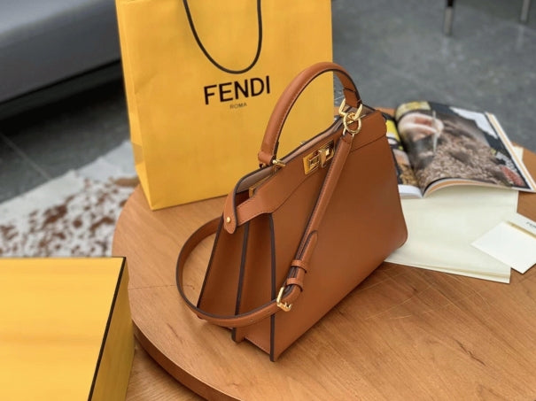 Boutique Quality || Fendi Peekaboo ISeeU Medium Bag In Brown Calfskin