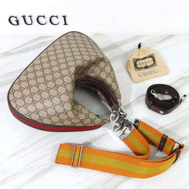 Boutique Quality || 702823 || Gucci Attache Large Shoulder Bag