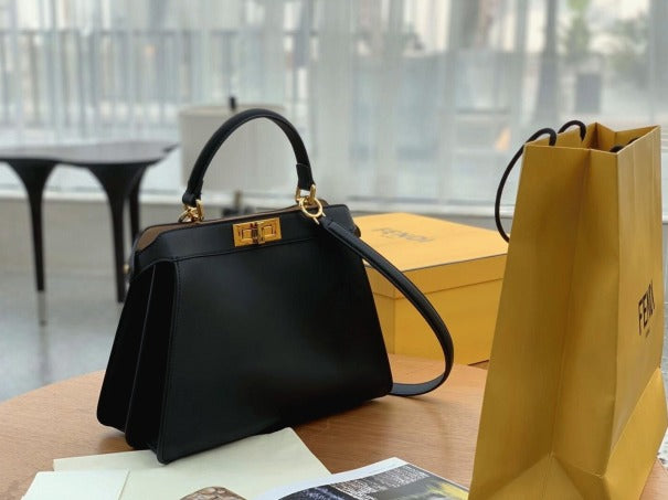 Boutique Quality || Fendi Peekaboo ISeeU Medium Bag In Black Calfskin