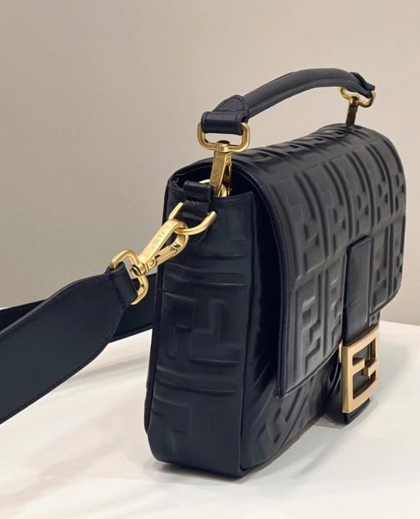 Boutique Quality || Fendi Large Baguette Bag In Black FF