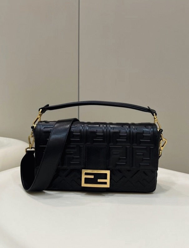 Boutique Quality || Fendi Large Baguette Bag In Black FF