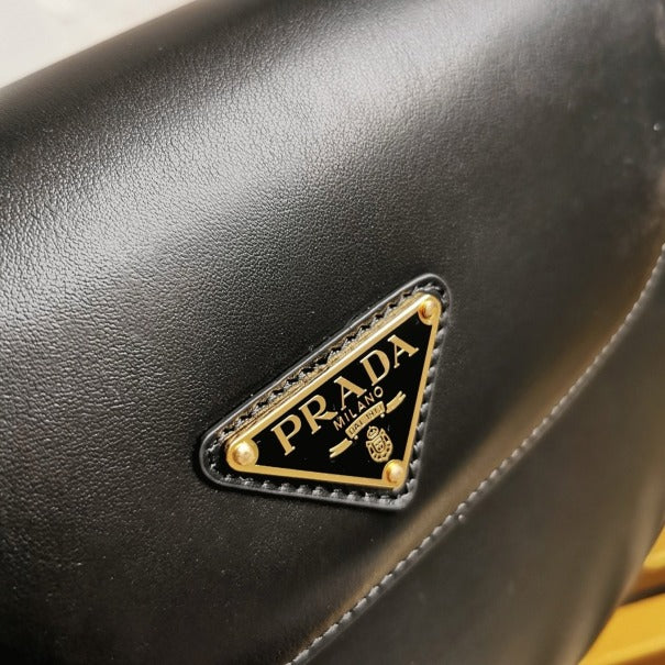 Boutique Quality || Prada Arque Shoulder Bag with Flap in Black