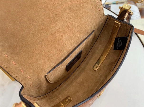 Boutique Quality || Fendi Moonlight Saddle Bag In Brown Calfskin