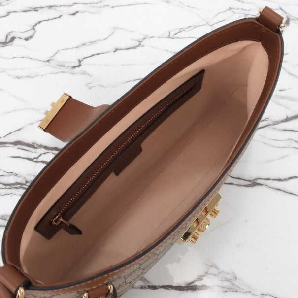 Boutique Quality || 795113 || PADLOCK GG MEDIUM SHOULDER BAG