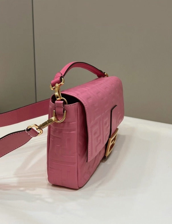 Boutique Quality || Fendi Large Baguette Bag In Pink FF