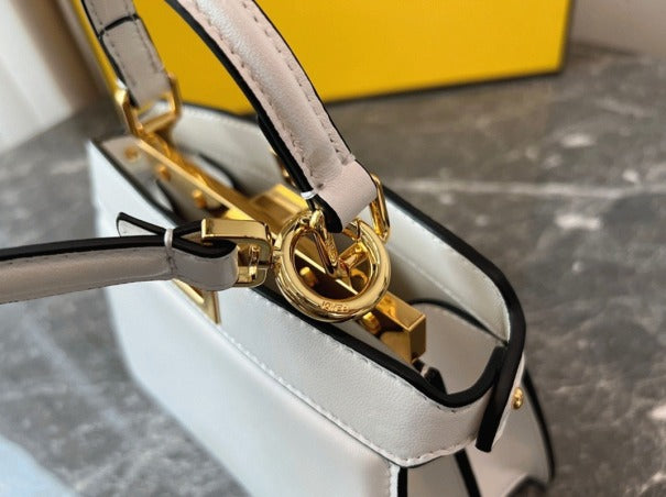 Boutique Quality || Fendi Peekaboo ISeeU Petite Bag In White Nappa Leather