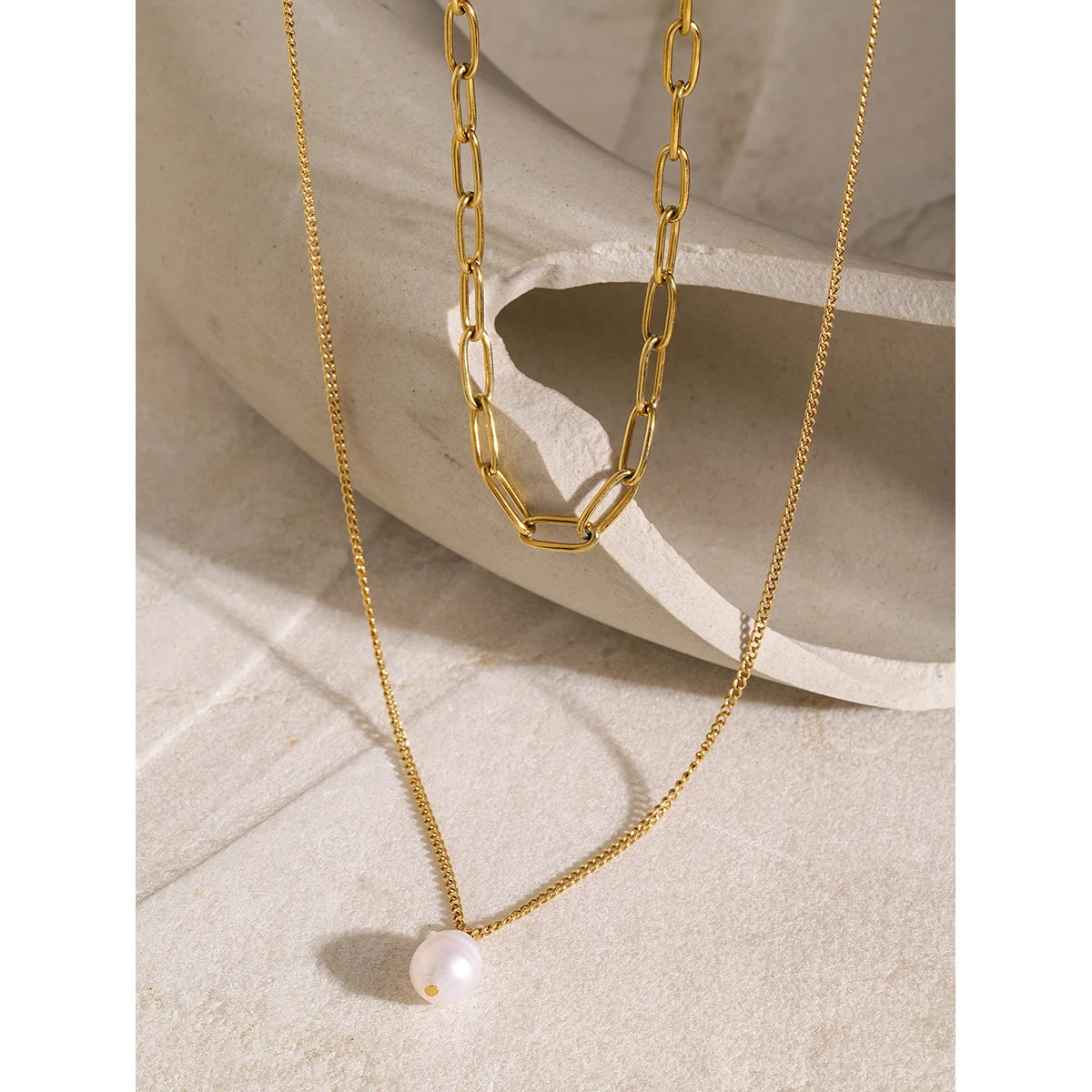 Pearl Round Pendant Stainless Steel Necklace