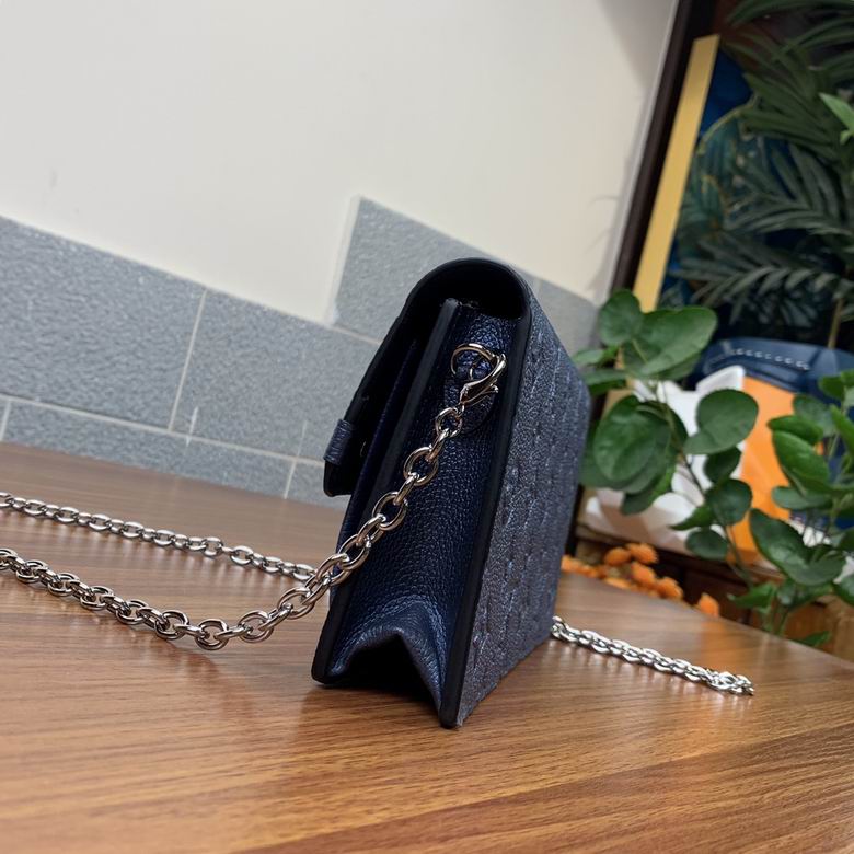 Boutique Level Quality || BLM59077 || Crossbody Bag