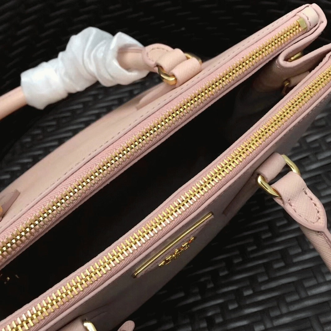 Boutique Quality || Prada Pink Galleria Medium Bag