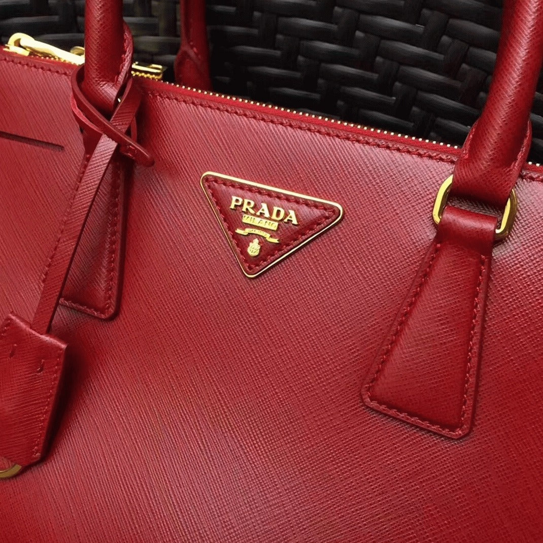Boutique Quality || Prada Red Galleria Medium Bag