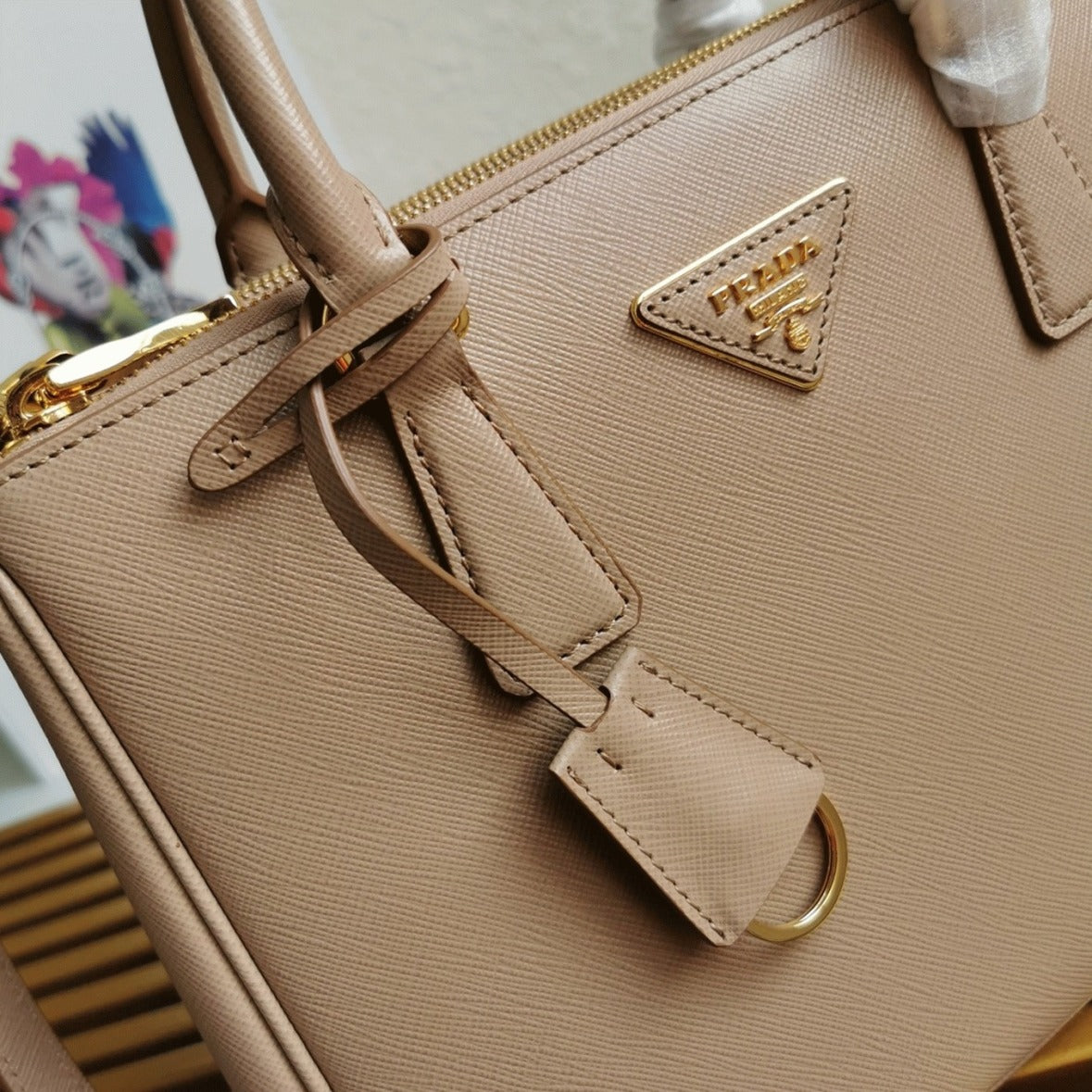 Boutique Quality || Prada Beige Galleria Medium Bag