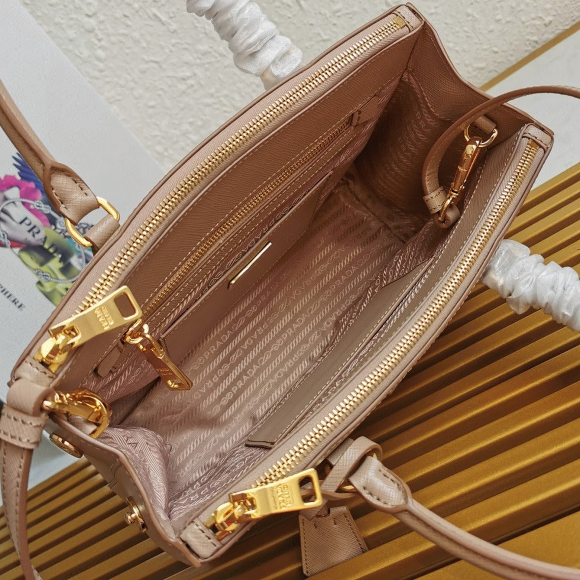 Boutique Quality || Prada Beige Galleria Medium Bag