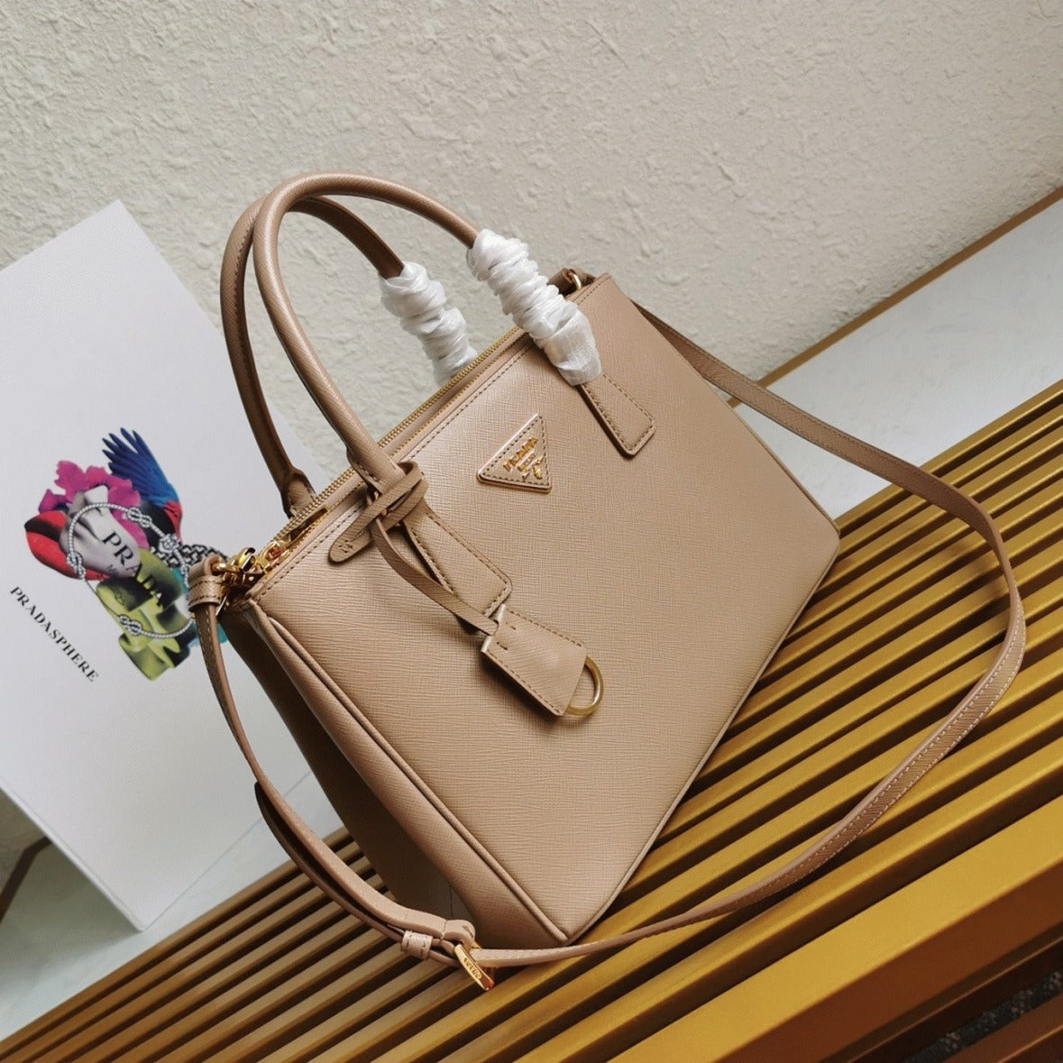 Boutique Quality || Prada Beige Galleria Medium Bag