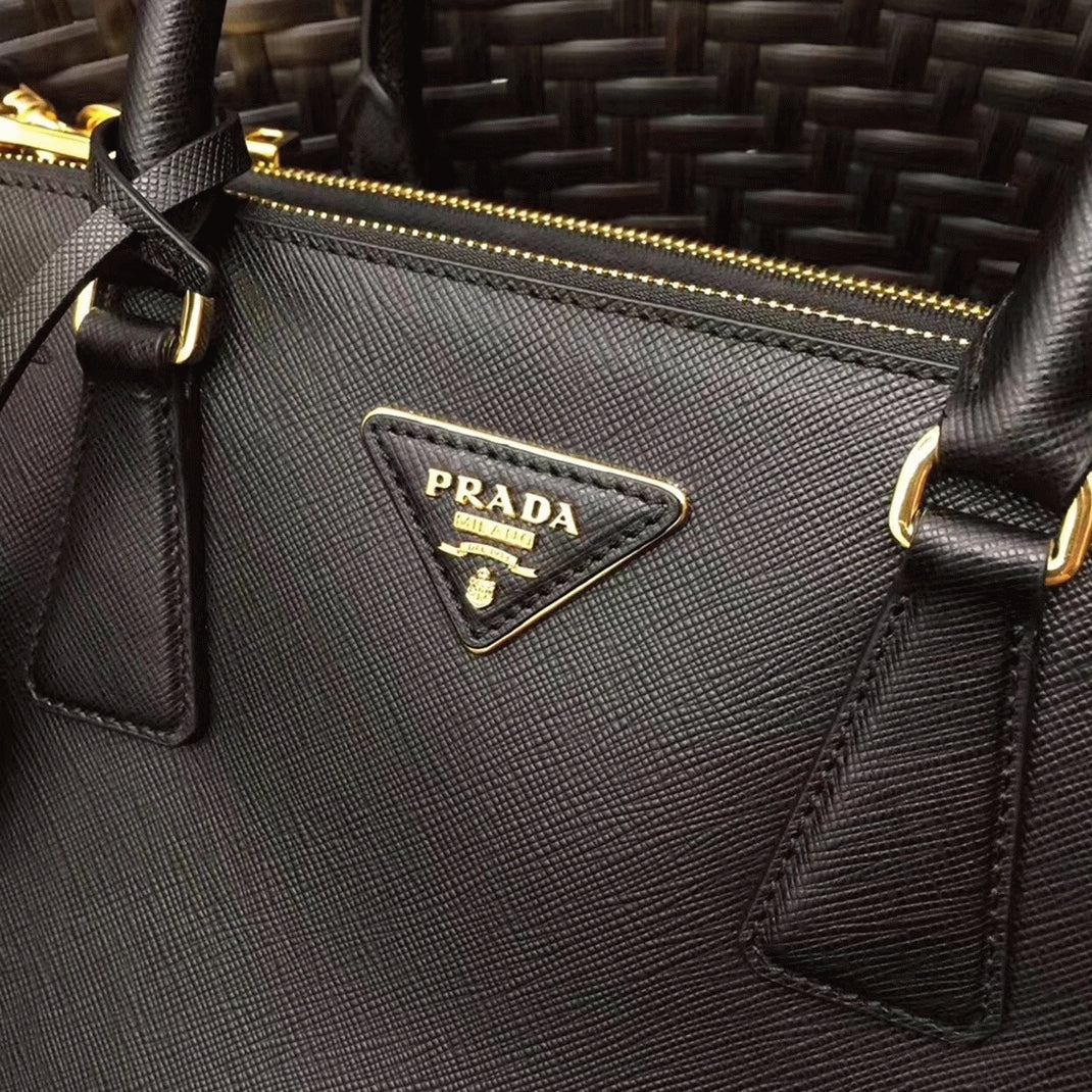 Boutique Quality || Prada Galleria Medium Bag in Black