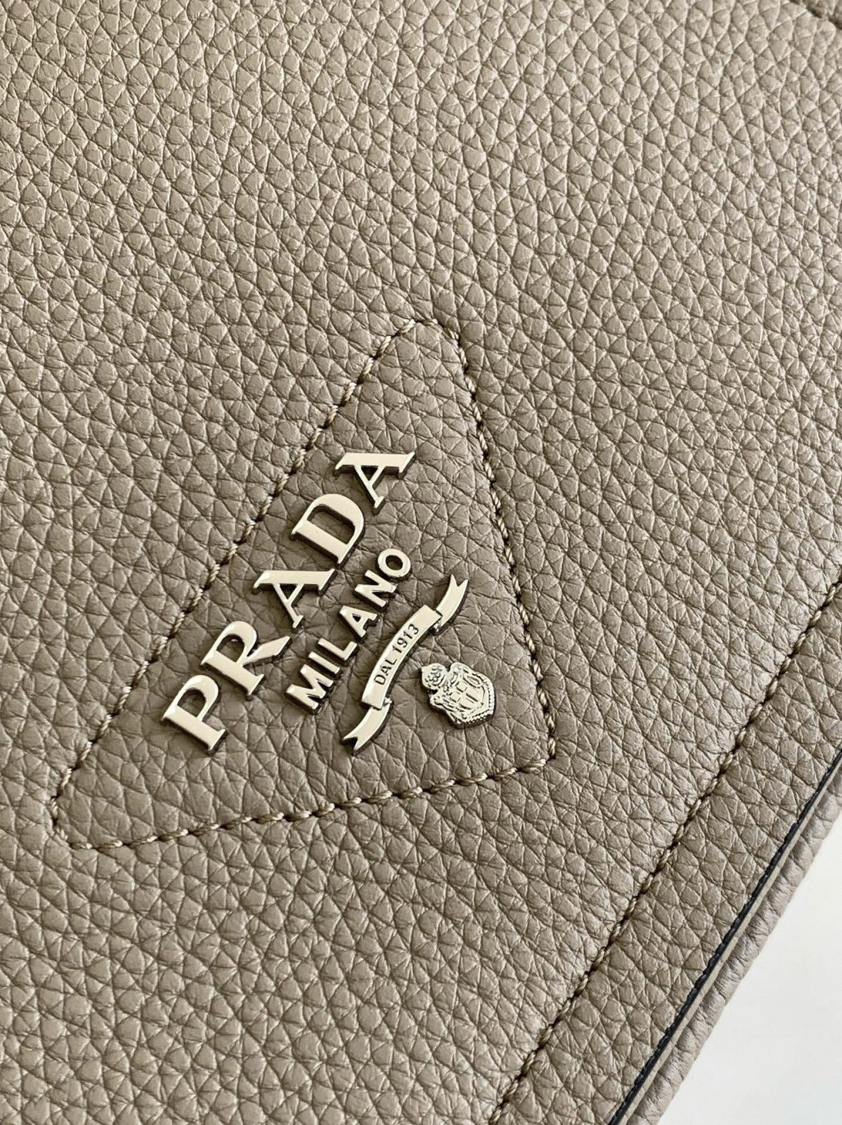 Boutique Quality || Prada Flap Shoulder Bag in Grey