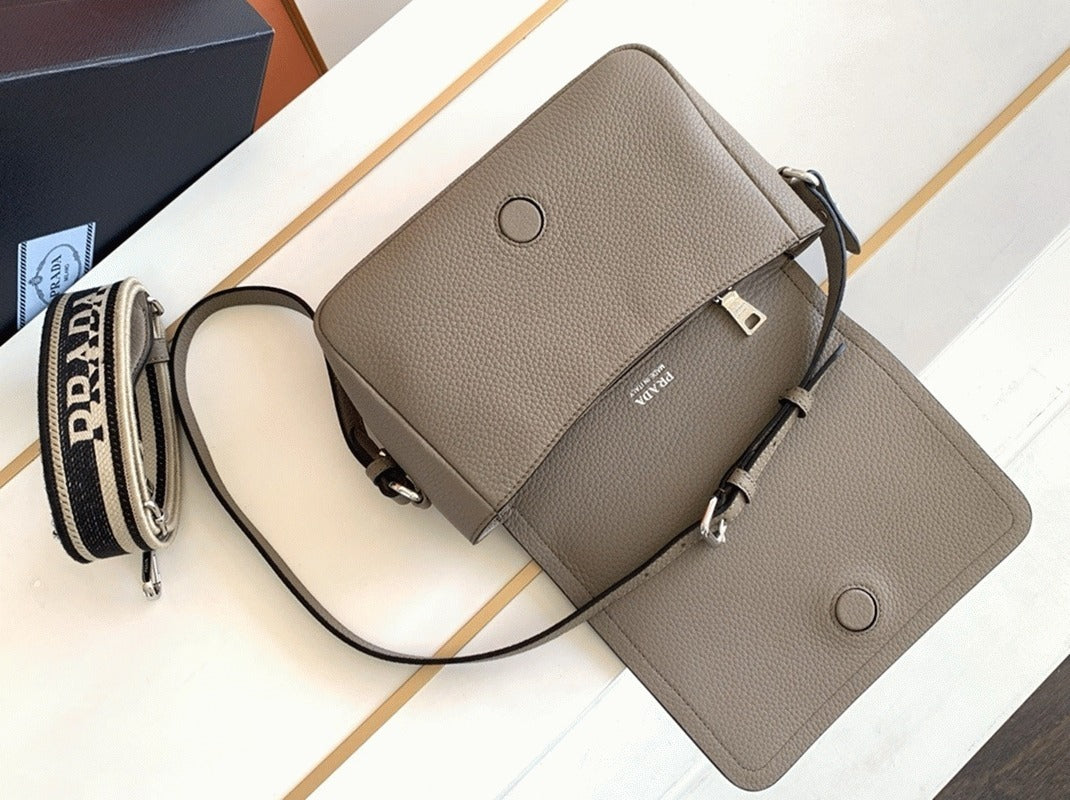 Boutique Quality || Prada Flap Shoulder Bag in Grey