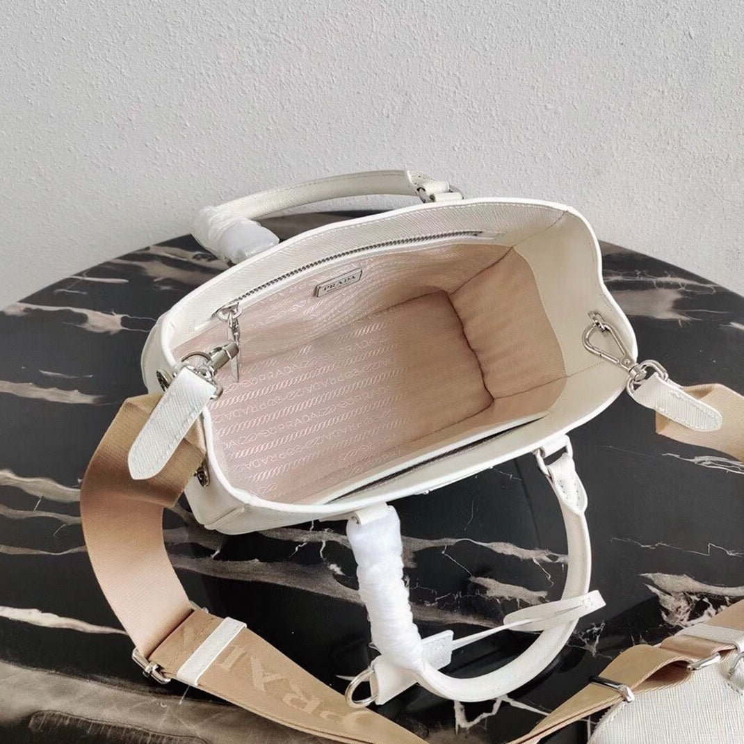 Boutique Quality || Prada White Galleria Mini Bag