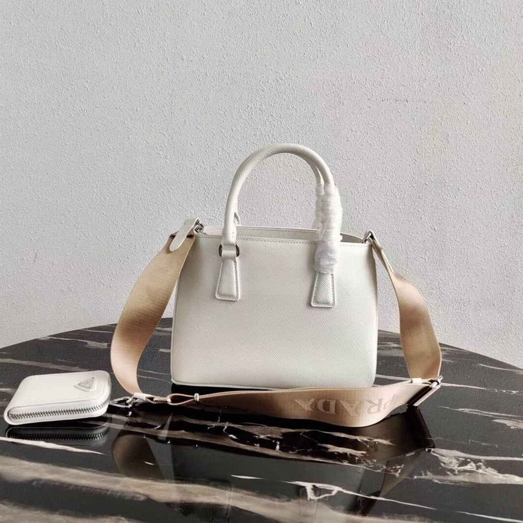 Boutique Quality || Prada White Galleria Mini Bag