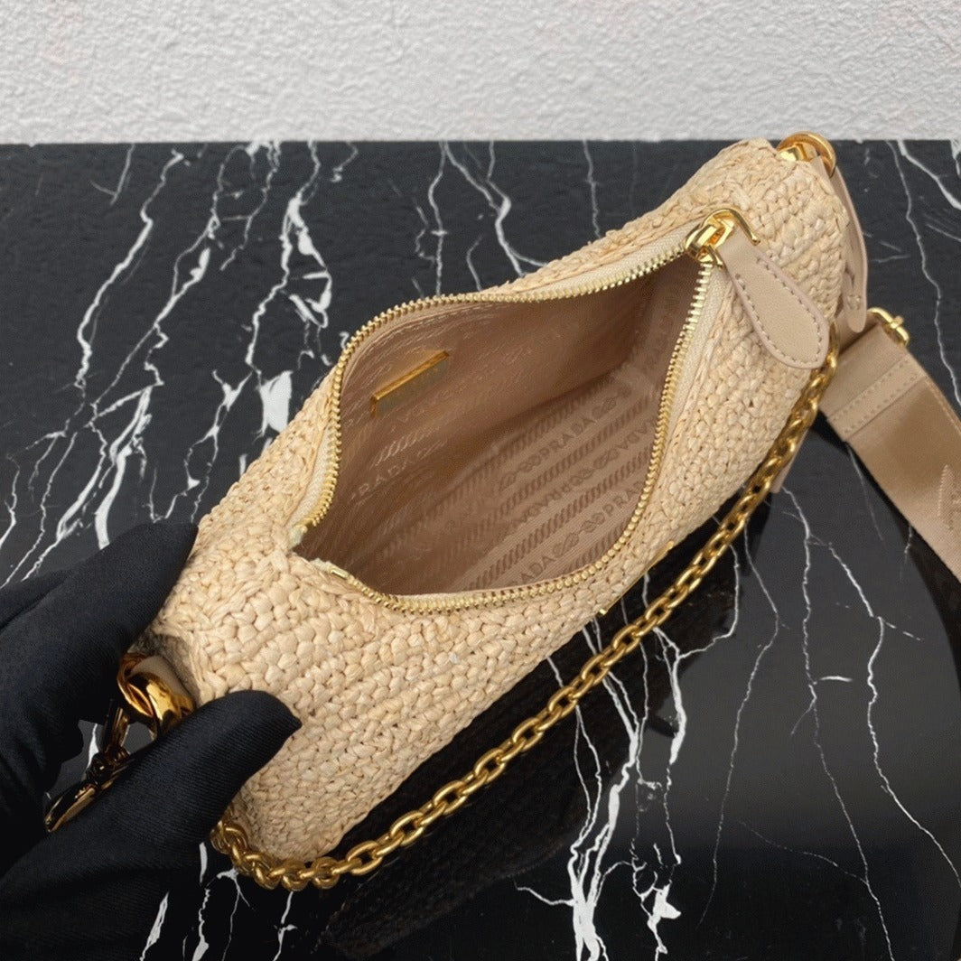 Boutique Quality || Prada Re-Edition Shoulder Bag in Beige