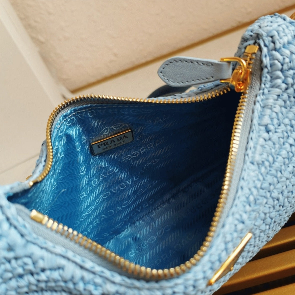Boutique Quality || Prada Re-Edition Shoulder Bag in Blue