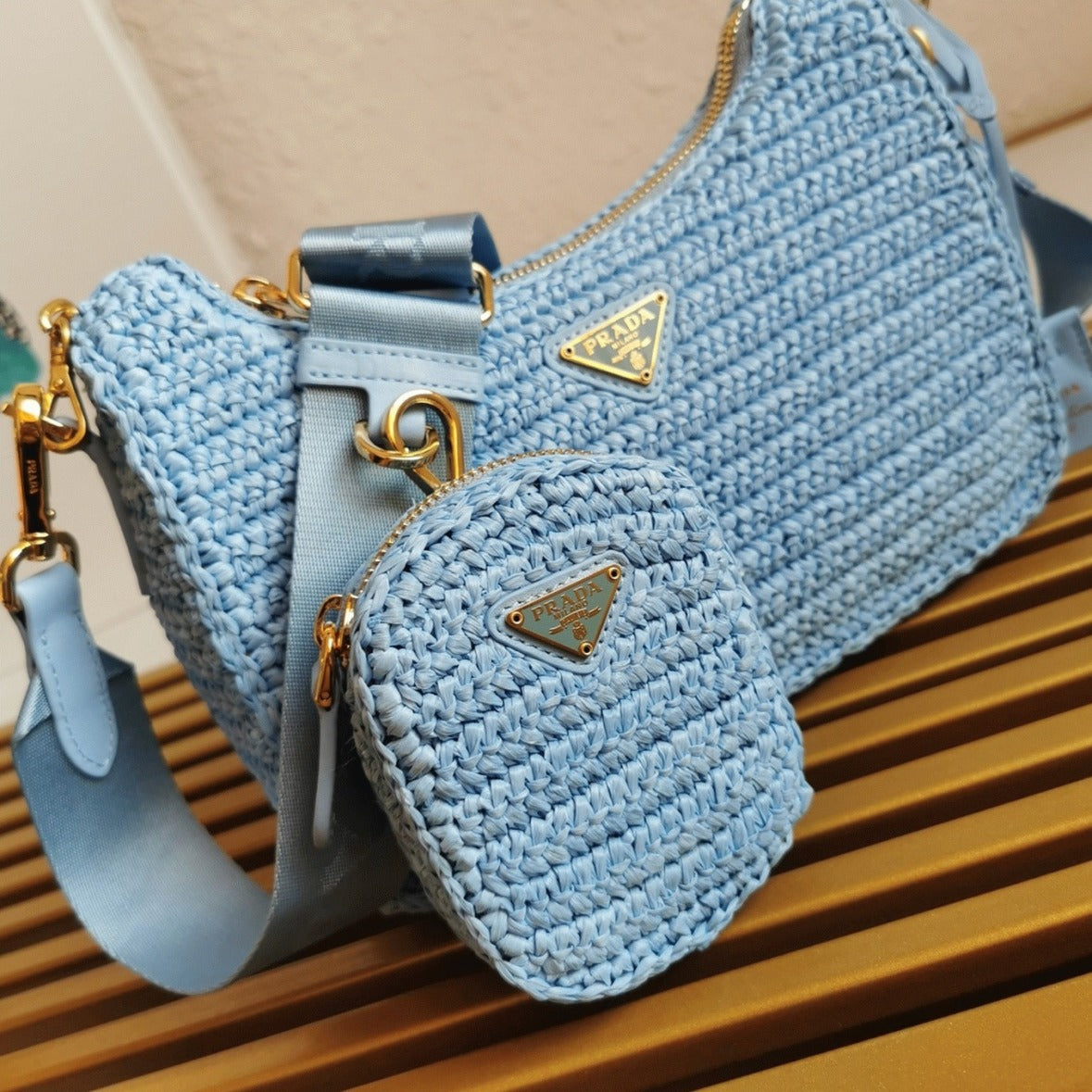 Boutique Quality || Prada Re-Edition Shoulder Bag in Blue