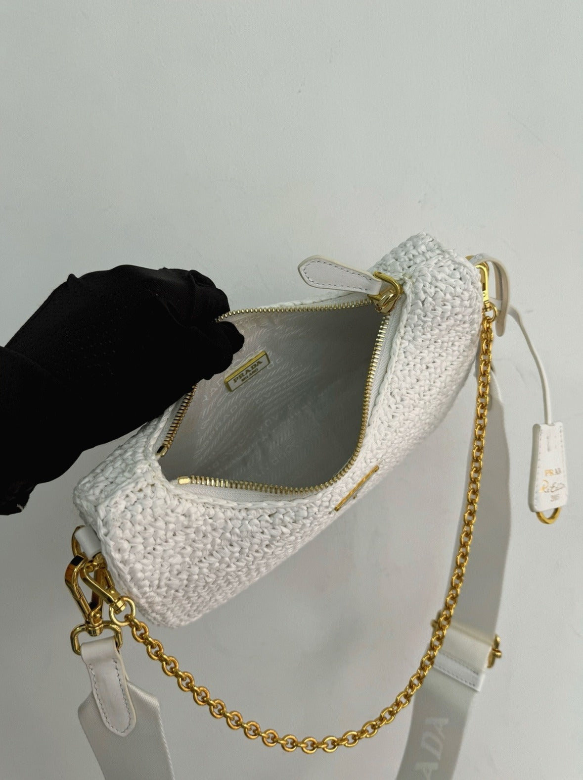 Boutique Quality || Prada Re-Edition Crochet Bag in White
