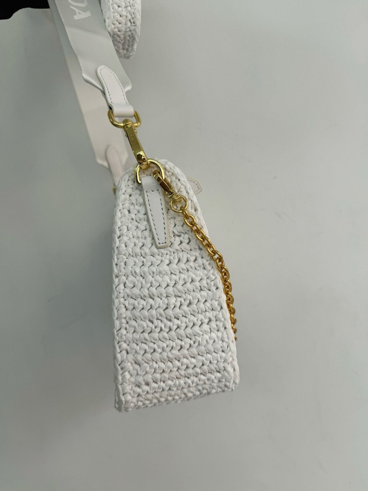 Boutique Quality || Prada Re-Edition Crochet Bag in White