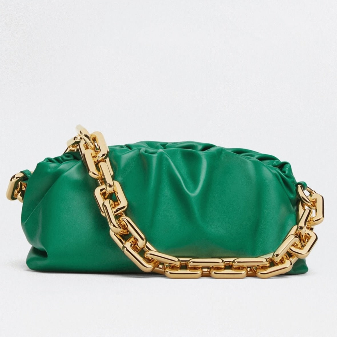 Boutique Quality || Bottega Veneta The Chain Pouch Bag Green