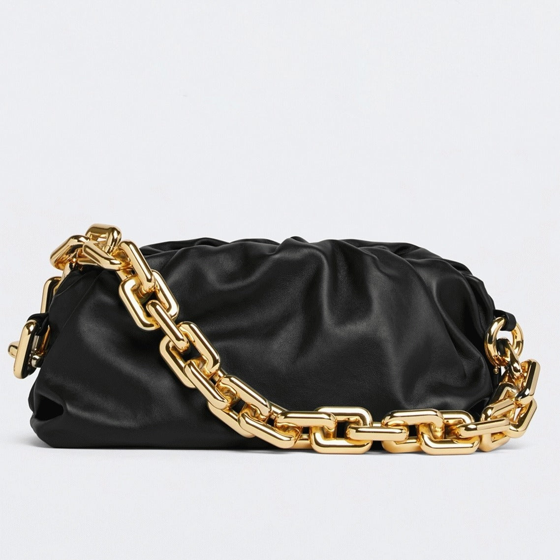 Boutique Quality || Bottega Veneta The Chain Pouch Bag Black