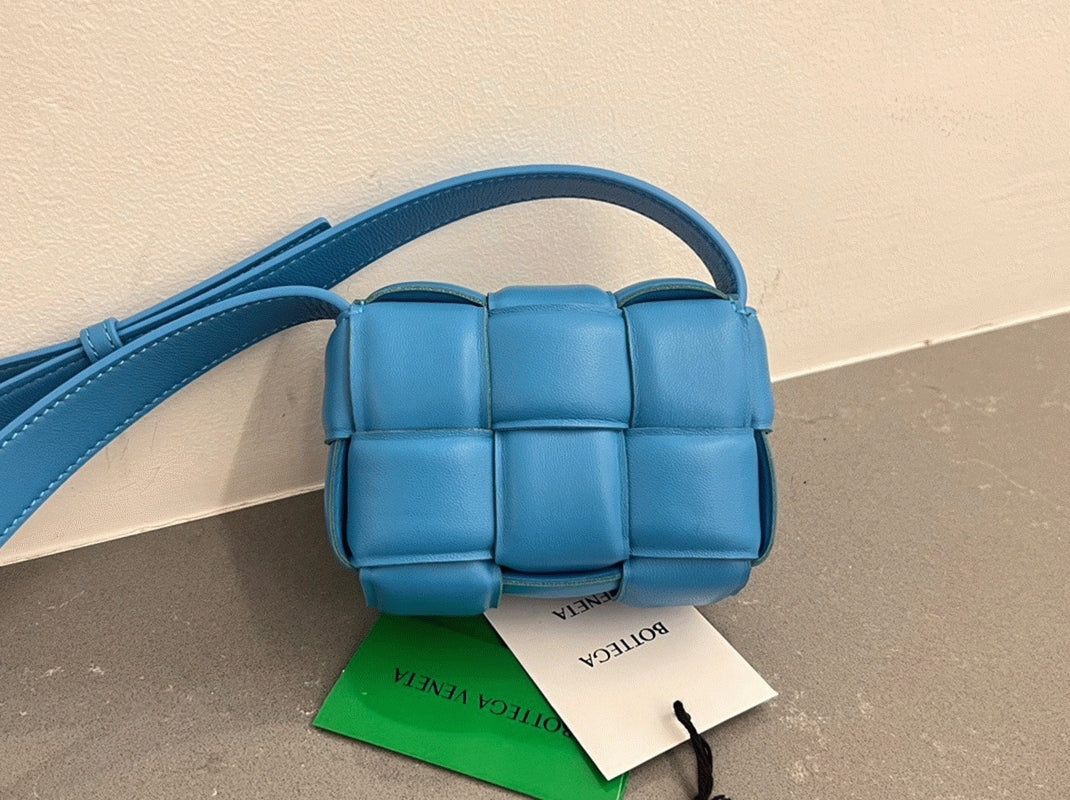 Boutique Quality || Bottega Veneta Candy Padded Cassette Bag In Pool