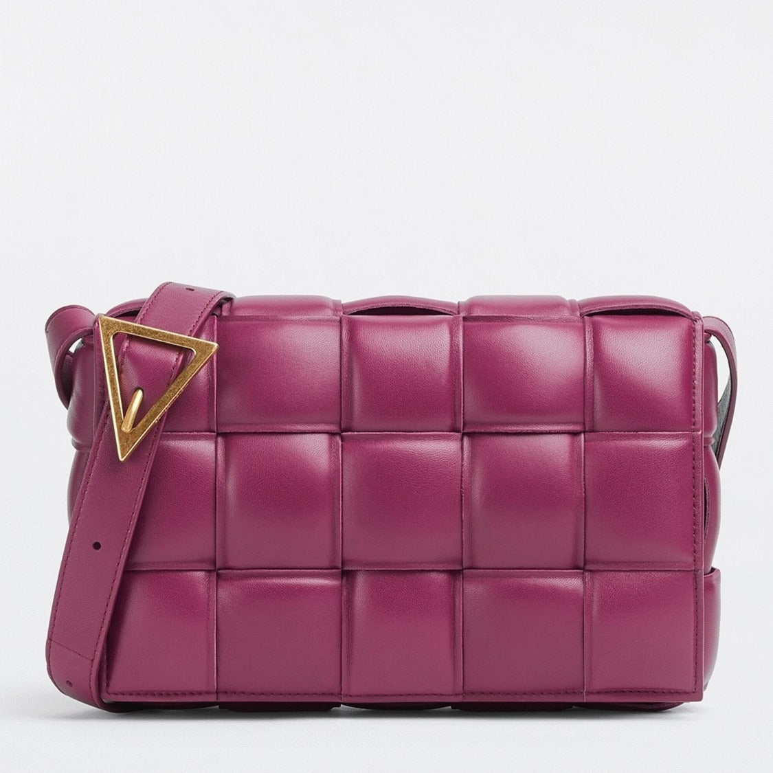 Boutique Quality || Bottega Veneta Padded Cassette Bag In Cinnabar