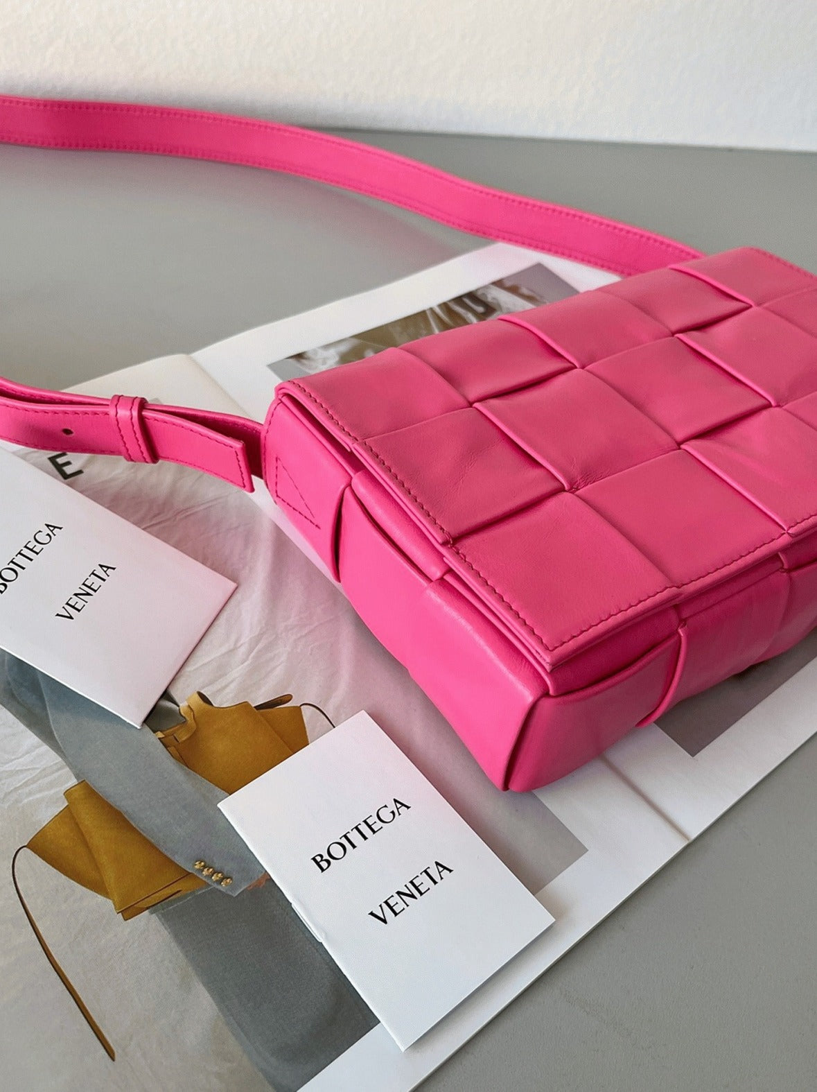 Boutique Quality || Bottega Veneta Cassette Bag In Lollipop
