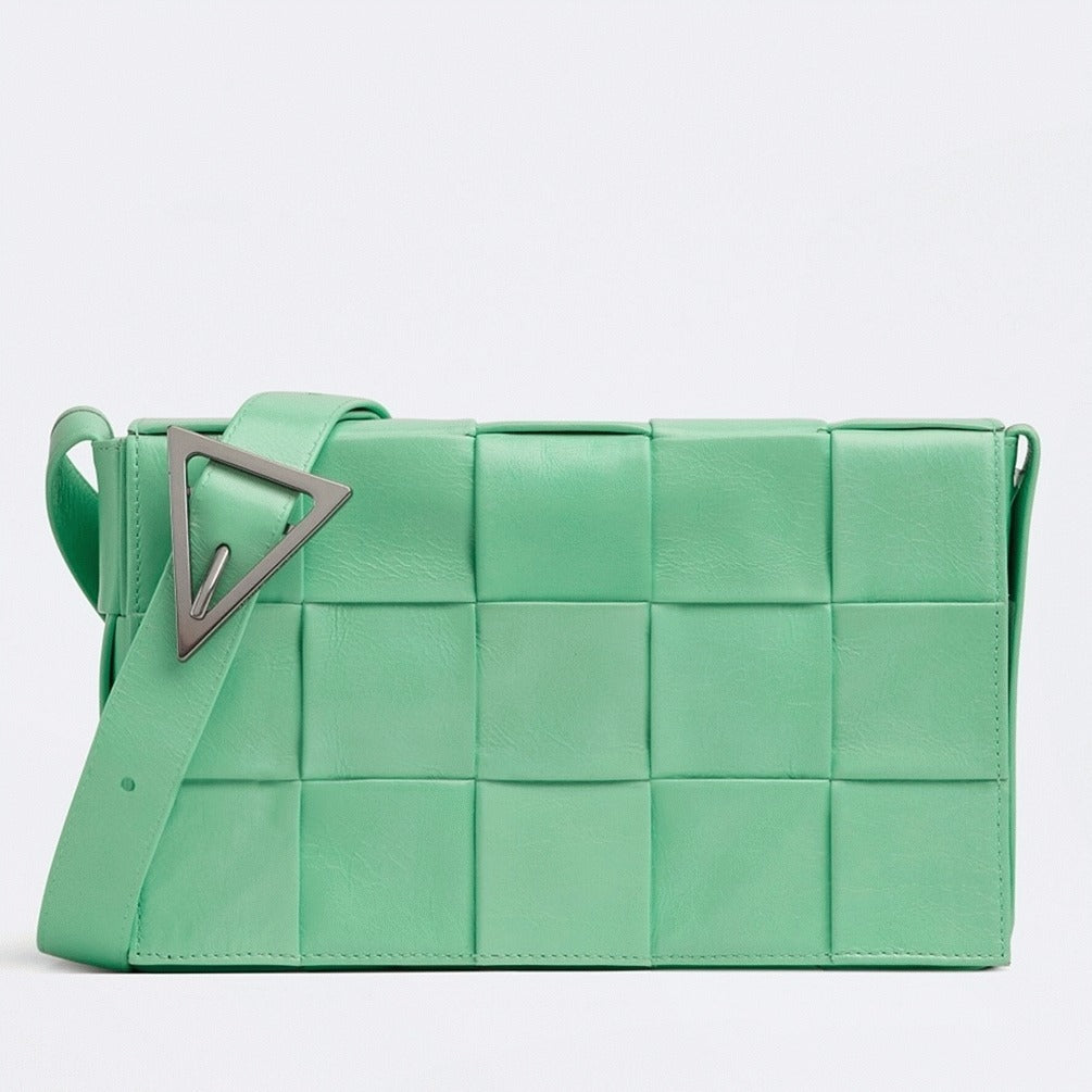 Boutique Quality || Bottega Veneta Cassette Bag In Fountain