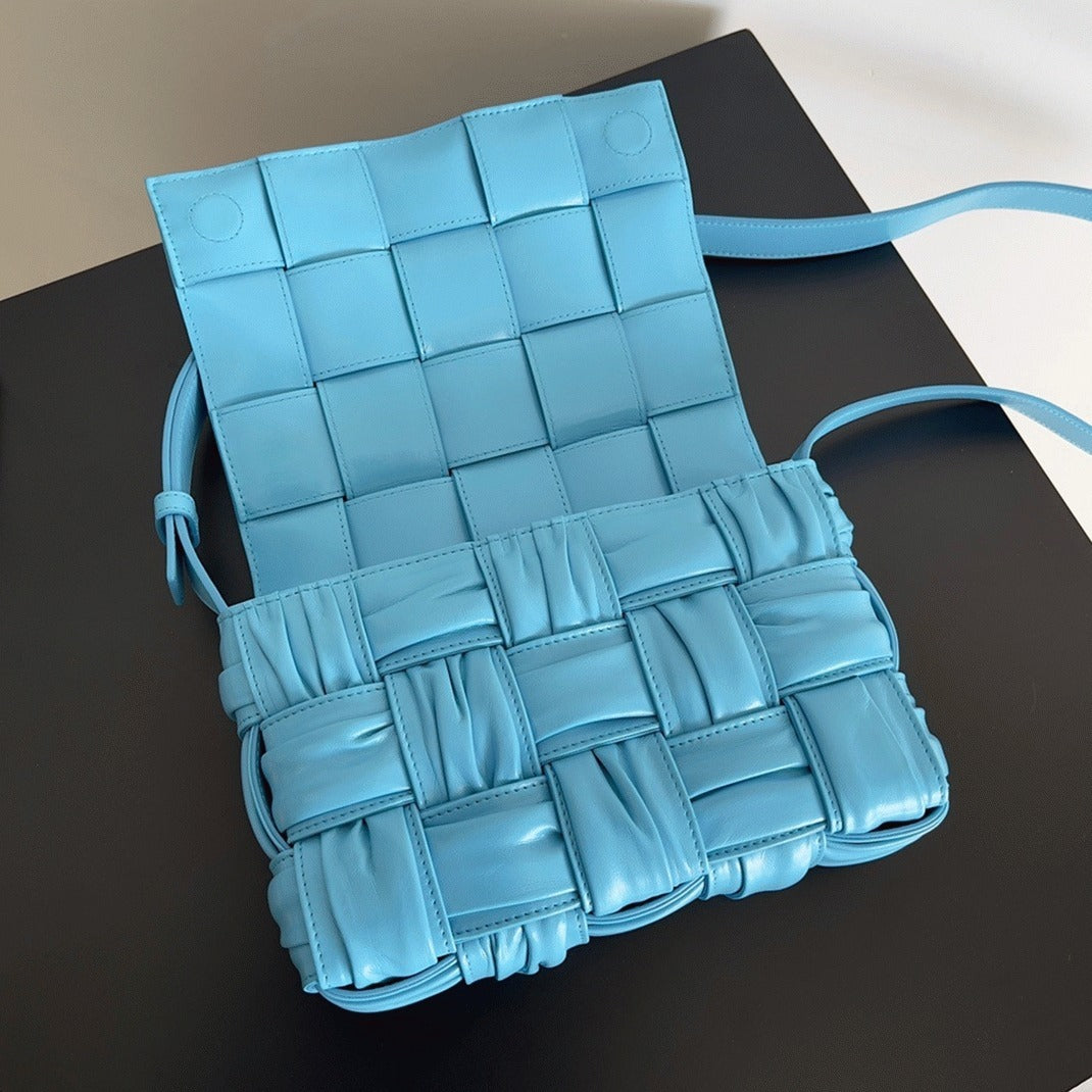 Boutique Quality || Bottega Veneta Cassette Bag In Pool Foulard Intreccio Calfskin
