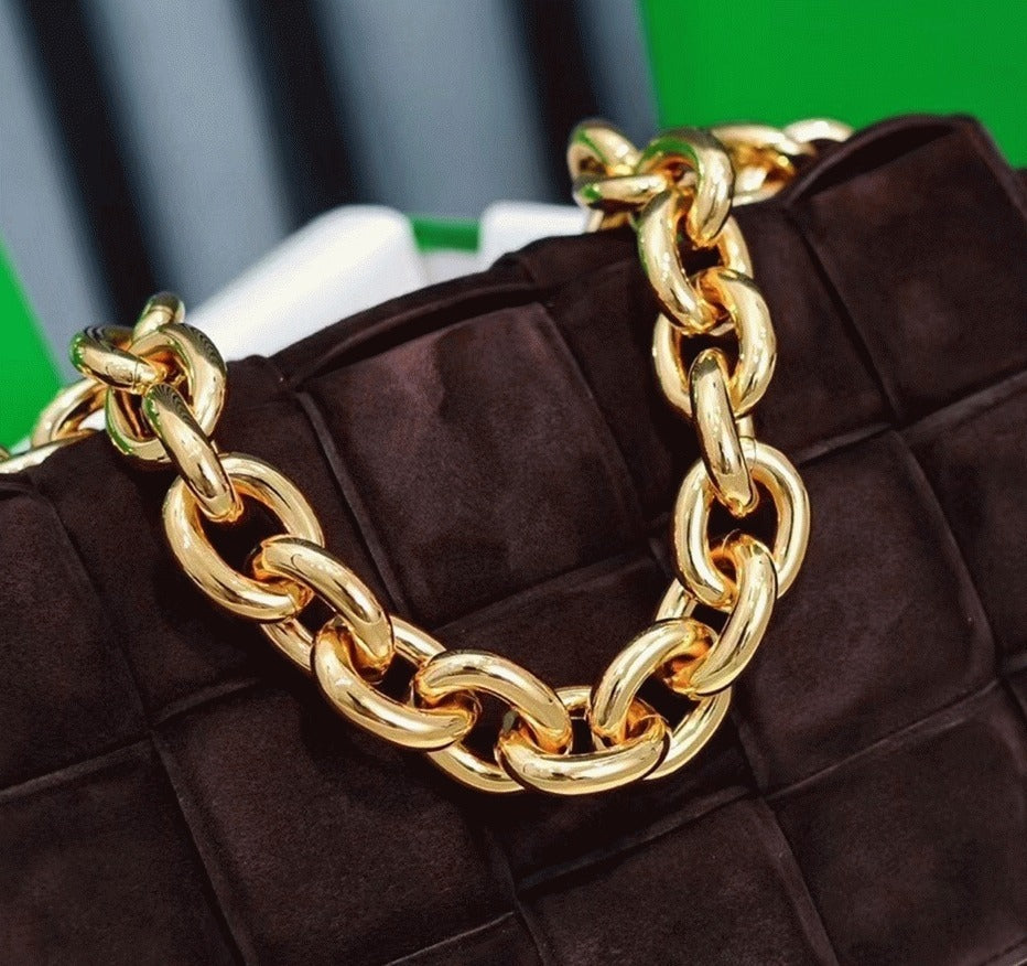 Boutique Quality || Bottega Veneta Chain Cassette Bag In Fondant
