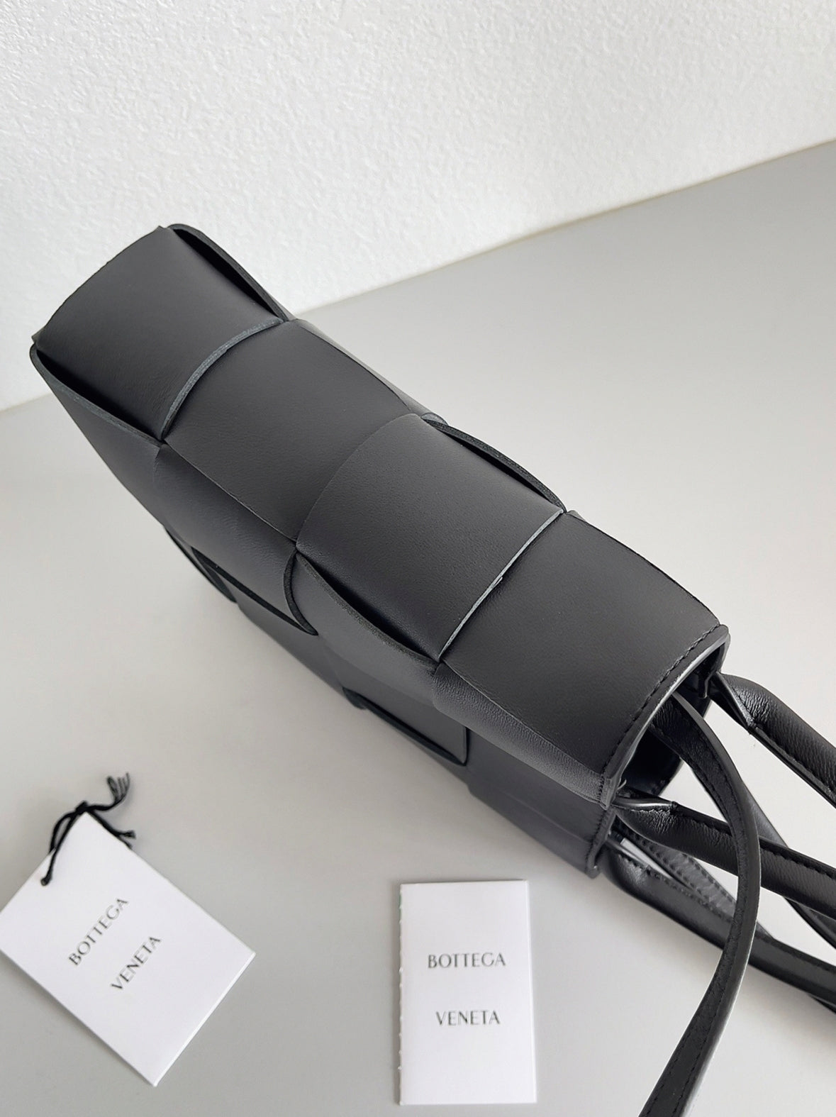 Boutique Quality || Bottega Veneta Cassette Mini Tote Bag Black