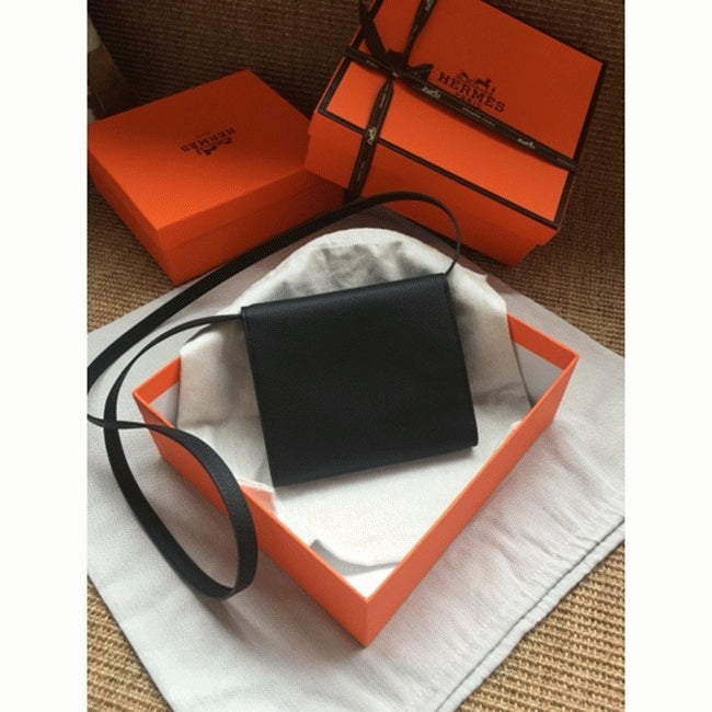 Boutique Quality || Black Hermes Clic wallet with strap