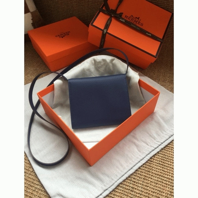 Boutique Quality || Sapphire Hermes Clic wallet with strap