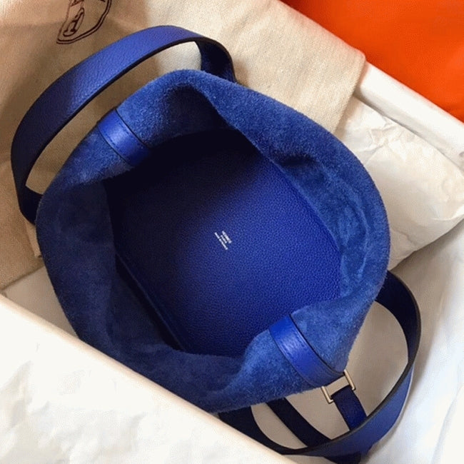 Boutique Quality || Electric blue knockoff Hermes Picotin Lock 18cm handbag