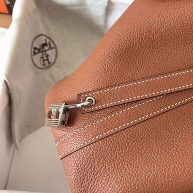 Boutique Quality || Gold Hermes Picotin Lock 18cm handbag