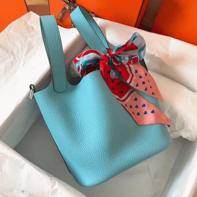 Boutique Quality || Lagon luxury Hermes Picotin Lock 22cm handbag