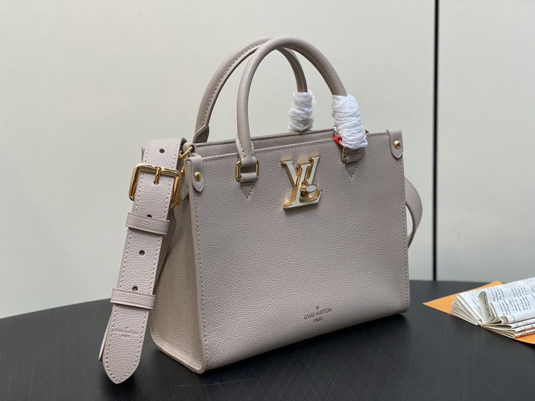 Lock || M22311 || High Quality Bag