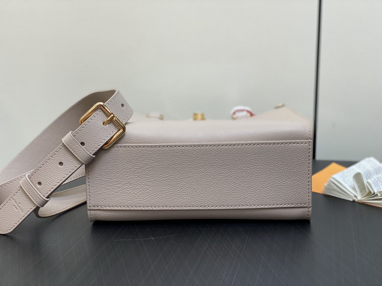 Lock || M22311 || High Quality Bag