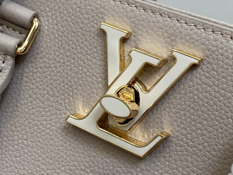 Lock || M22311 || High Quality Bag