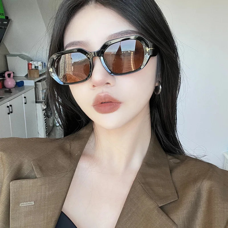 Trendy Rectangle Sunglass