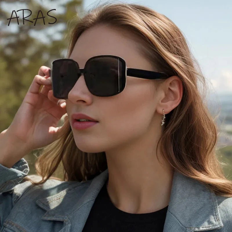Oversized Curved Sunglass