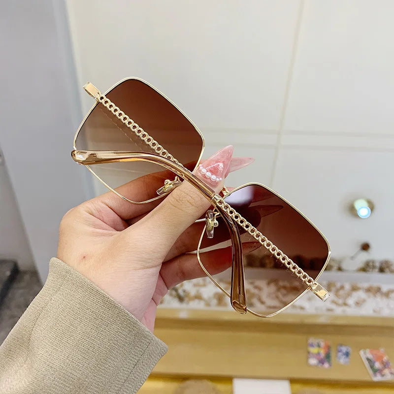 Classic Oversize Sunglass