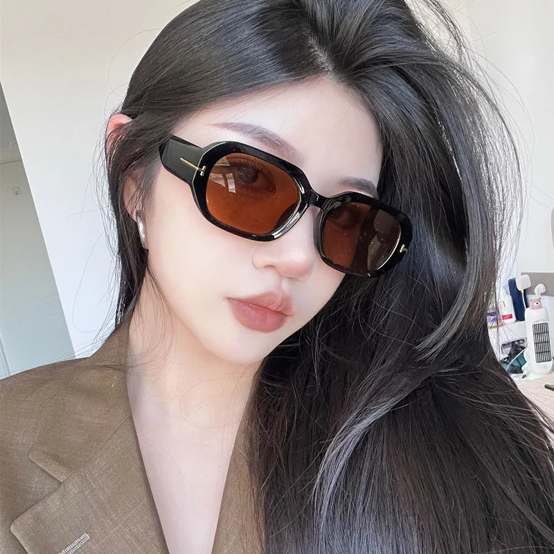 Trendy Rectangle Sunglass
