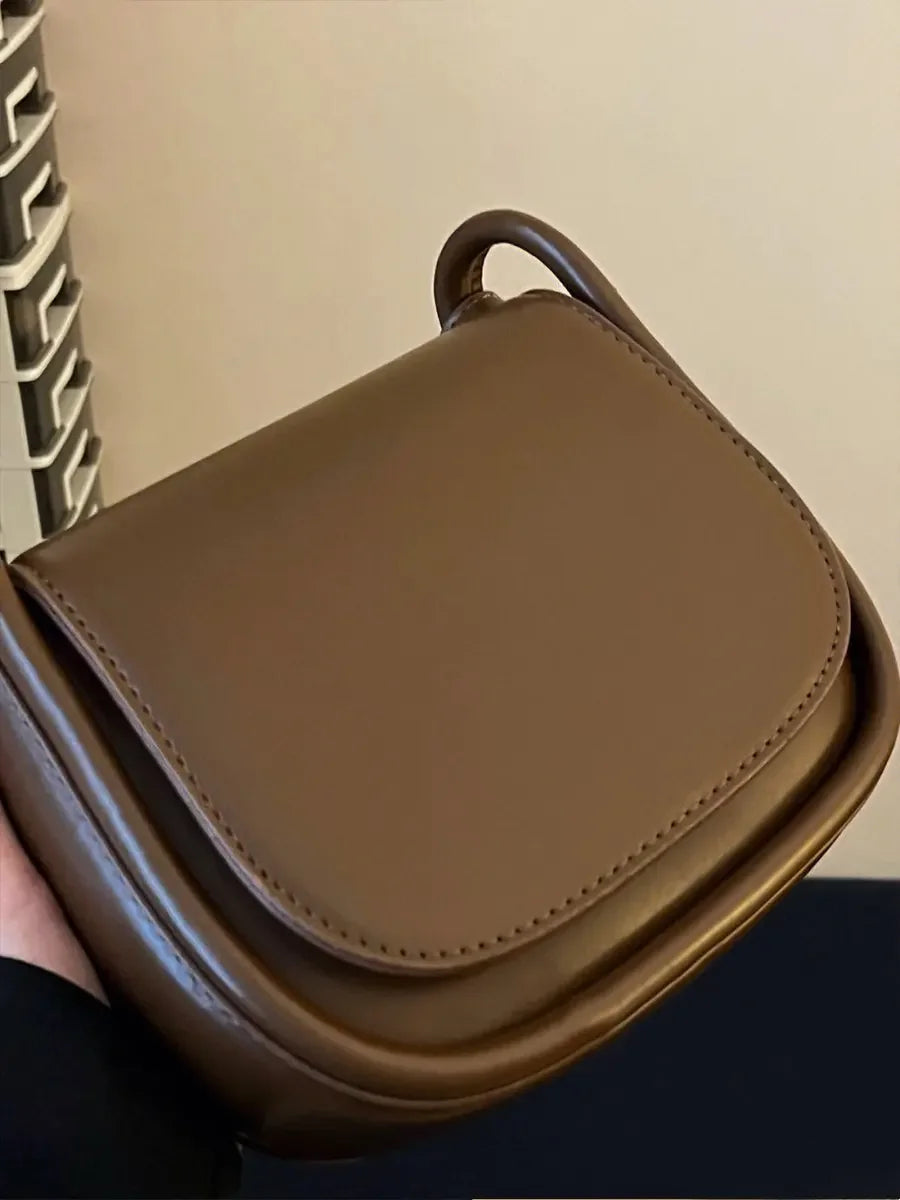 Versatile Vintage Saddle Bag