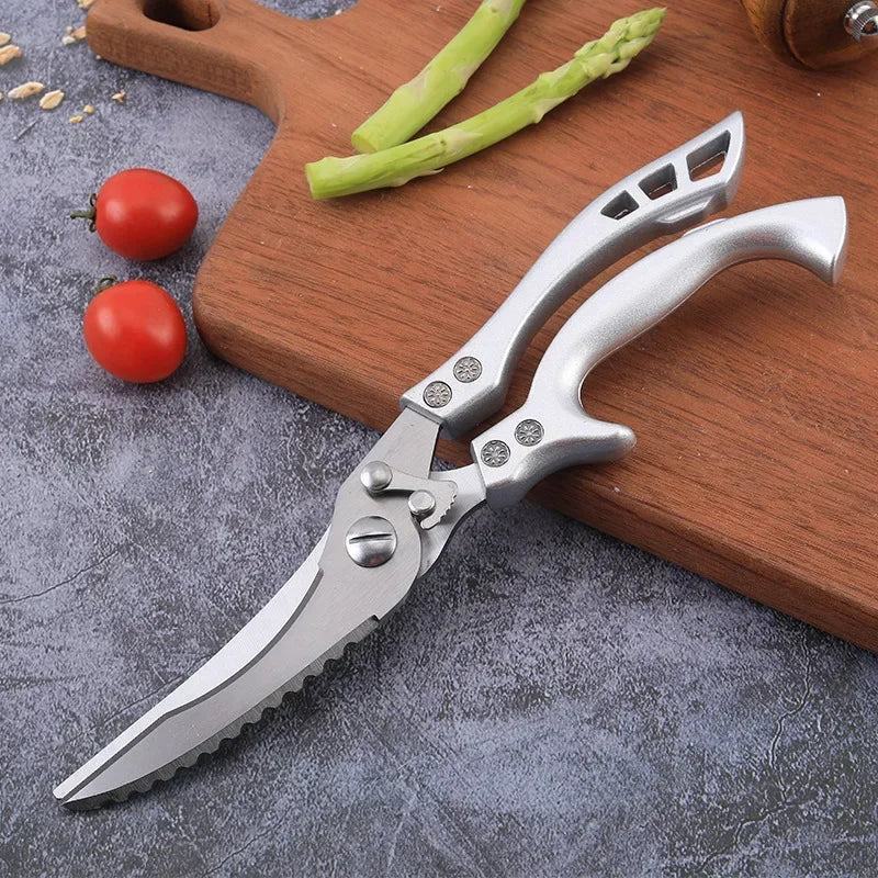 Powerful chicken bone scissor